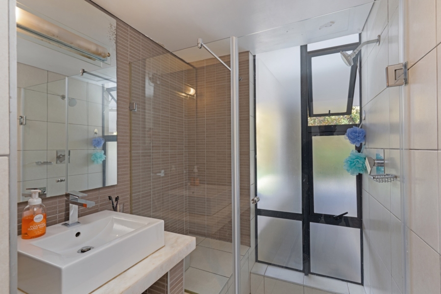 2 Bedroom Property for Sale in Gardens Western Cape